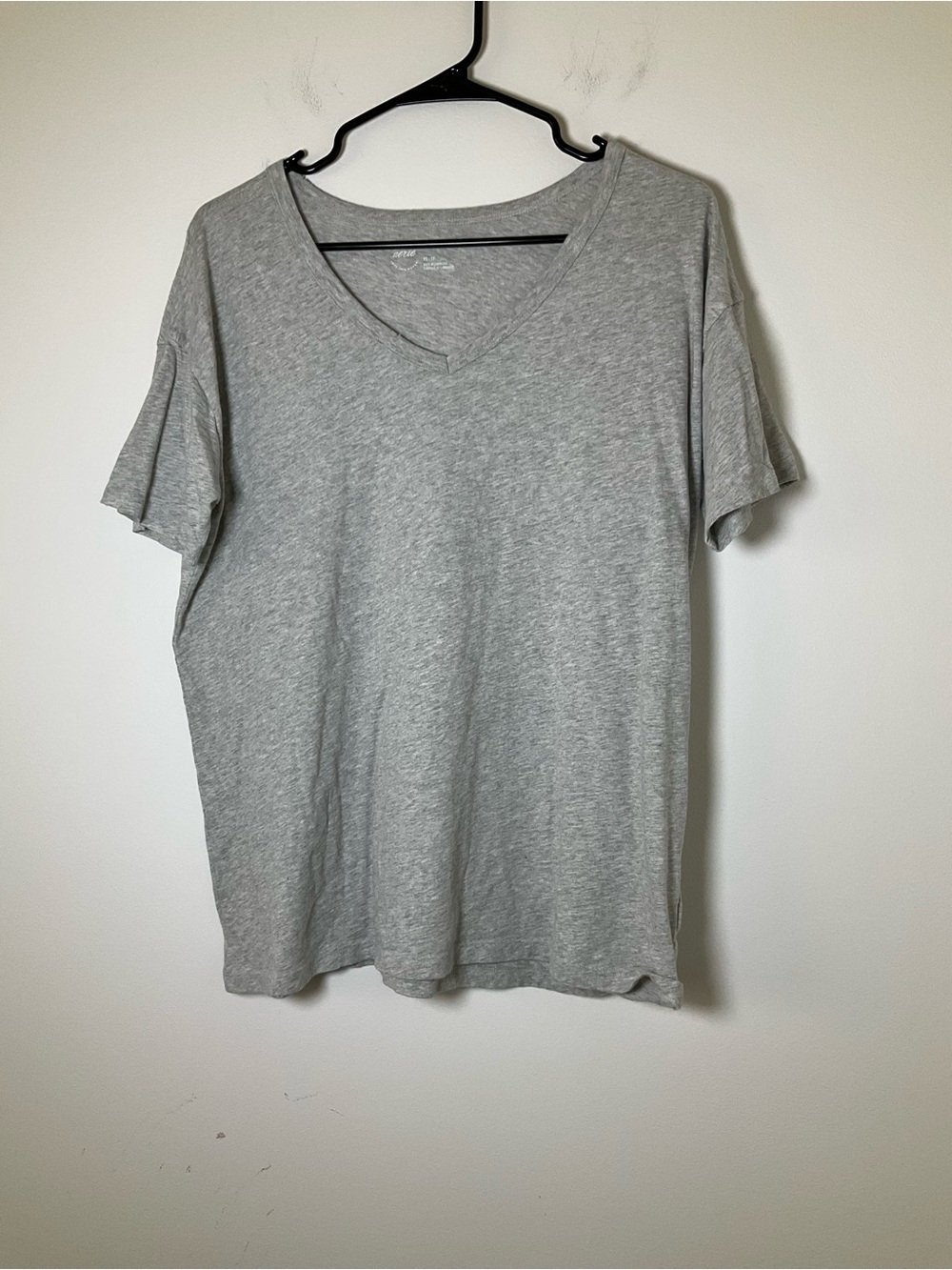 Aerie Gray V-Neck Oversized Cotton Tee XS Relaxed Basic T-Shirt